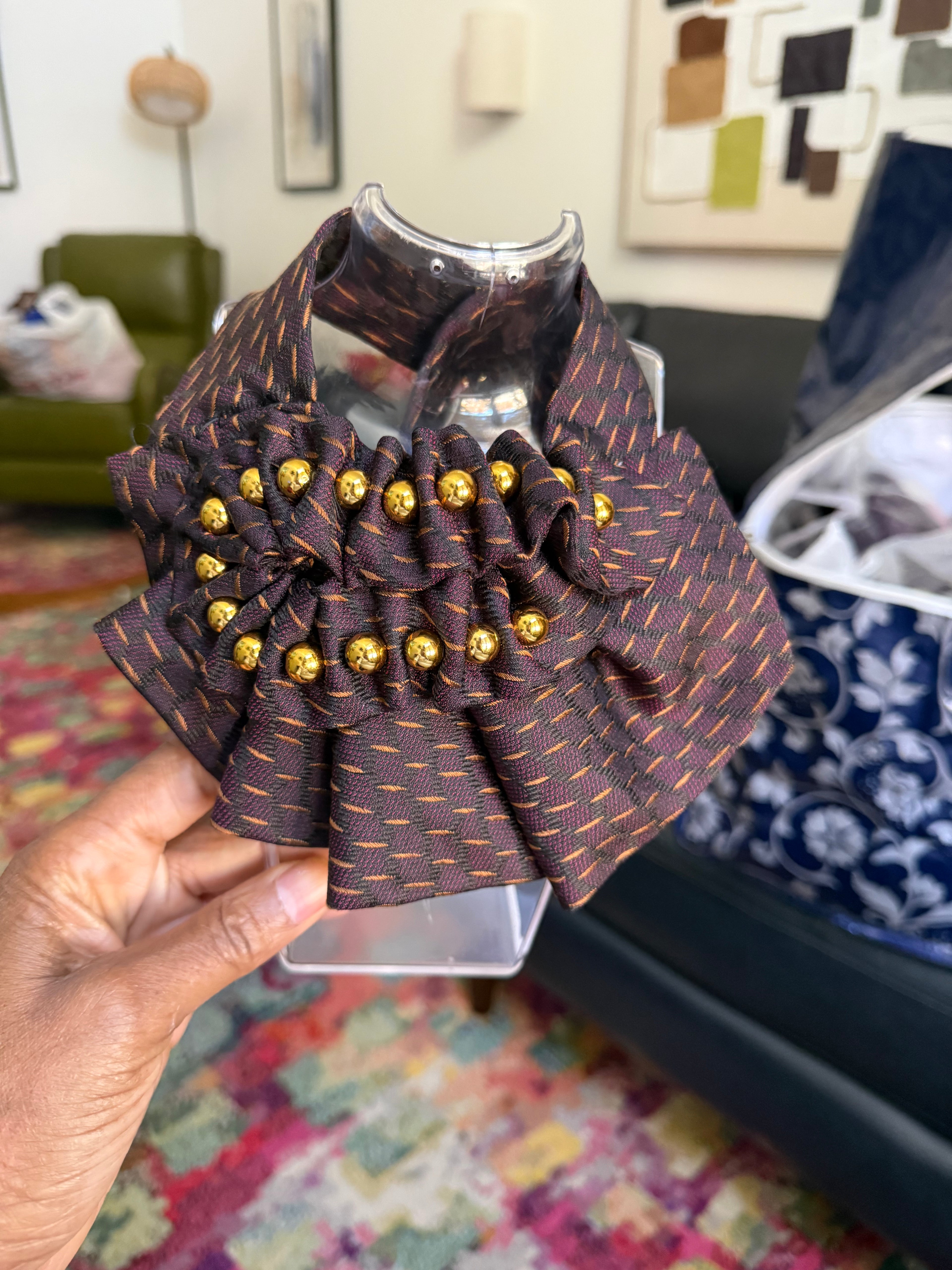 The Gilded Merlot Bloomtie
